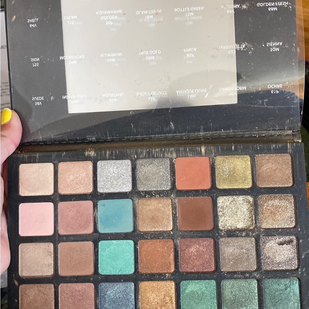 Natasha Denona brown green palette